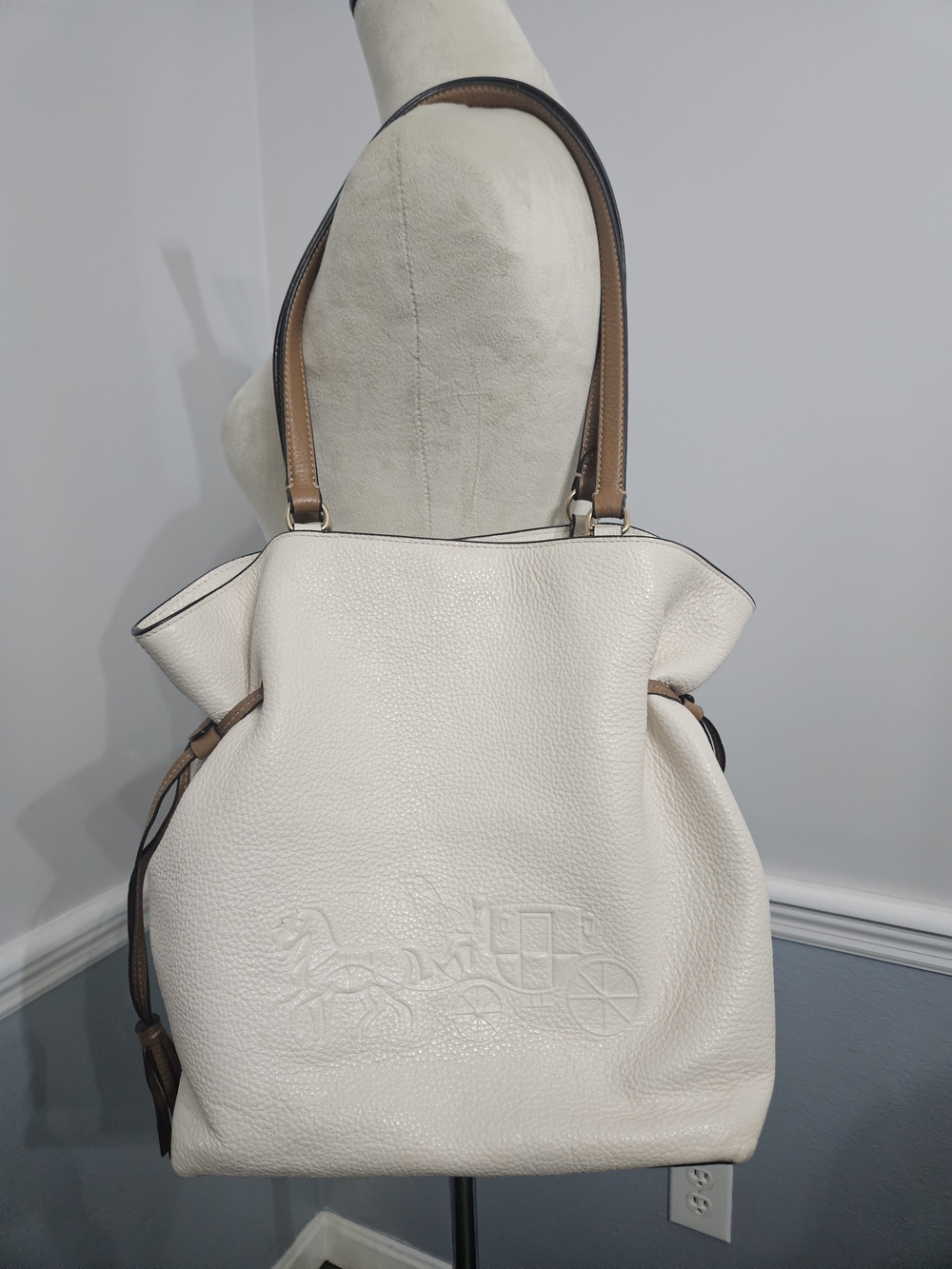 Authentic Coach Andy Tote Embossed Pebbled Leather Shoulder Bag (CA175)